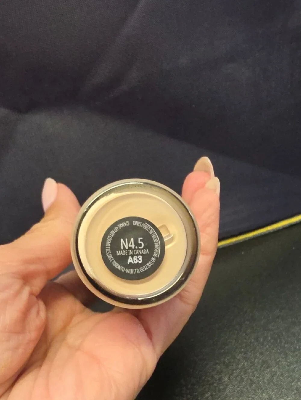 MAC Cosmetics Studio Fix Fluid Foundation - N4.5